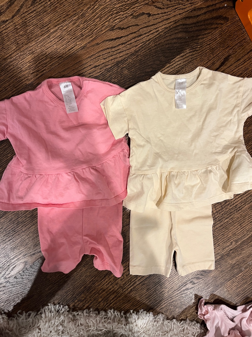 H&M Babygirl Shirt/Shorts Set - Pink & Yellow